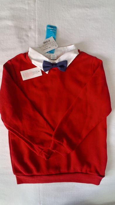 Pulover de sarbatoare pentru copii 4-5ani nou cu eticheta