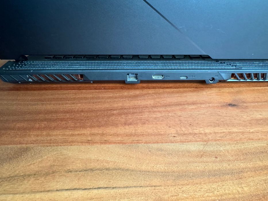 Геймърски лаптоп ASUS ROG Strix – RTX 2070 Super