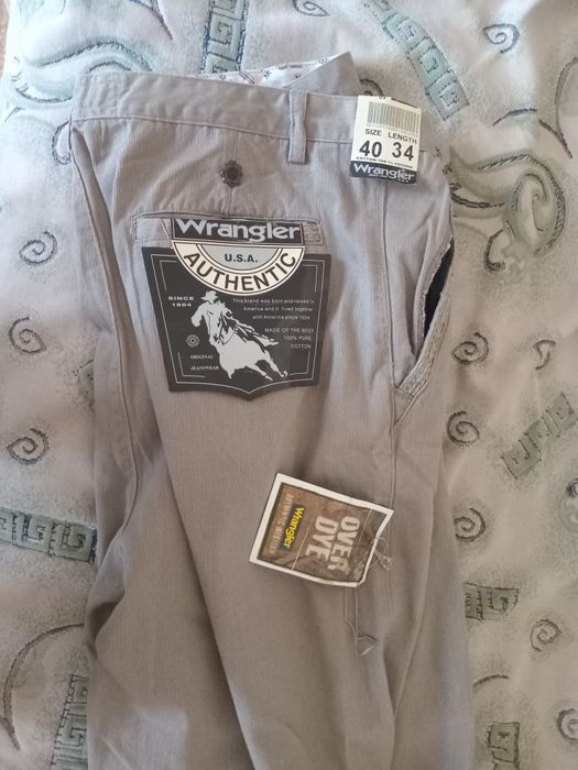 Джинсы Wrangler(оригинальные] новые не подошли по размеру