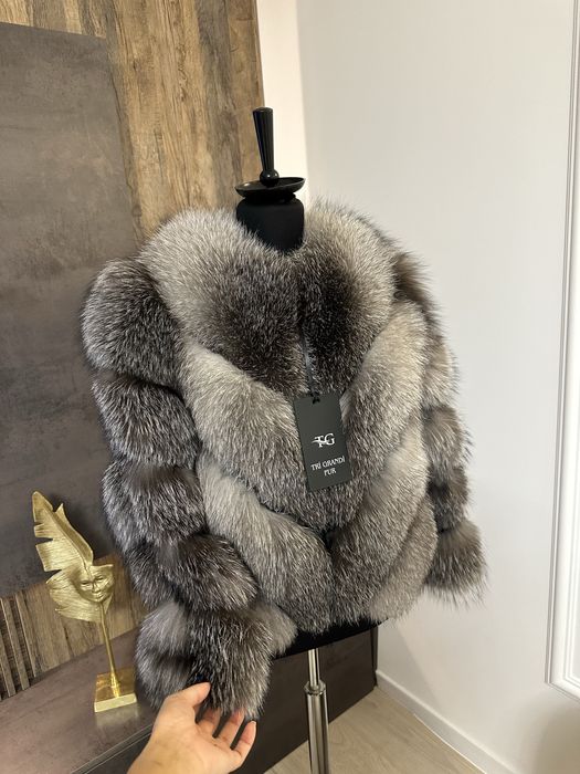 Haina blana naturala de lux