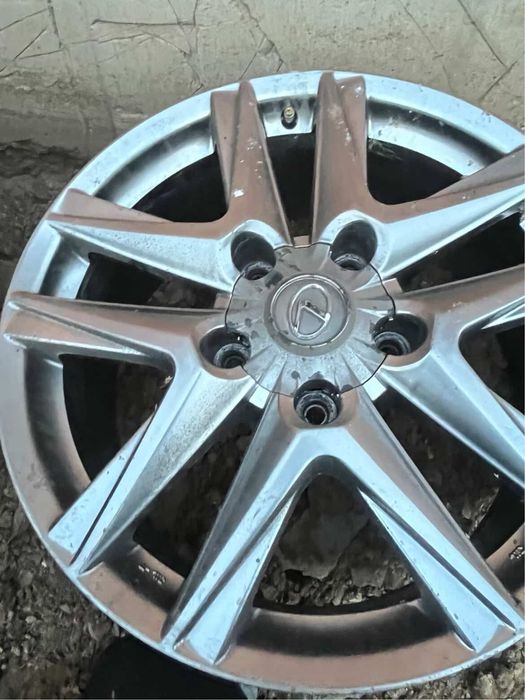 Продам диски от lexus 570