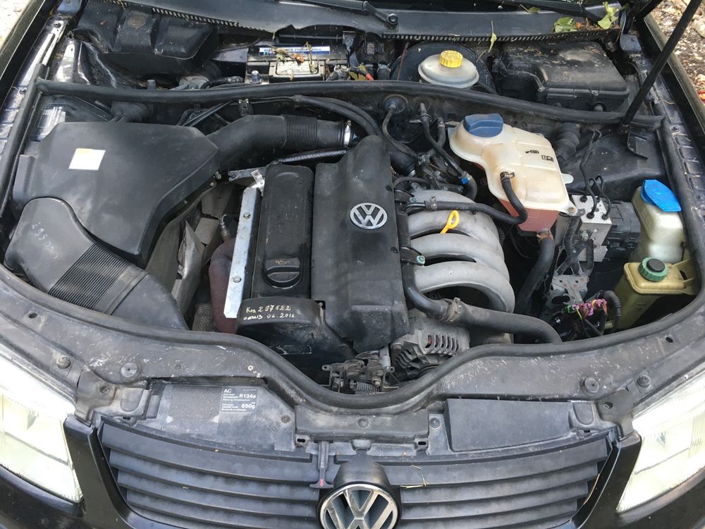 VW PASSAT 1.6 бензин