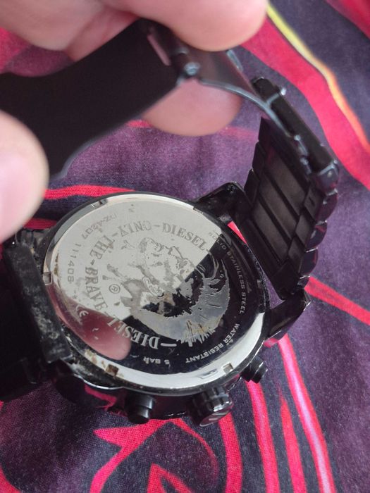 Ceas Diesel  model DZ 5207 ceasul arata bn