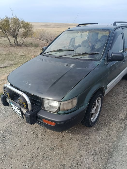 Продам машину Mitsubishi RVR, 1991