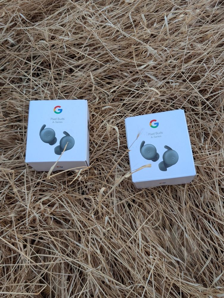 Продаю наушники Google Pixel Buds  a(оригинал) б/у