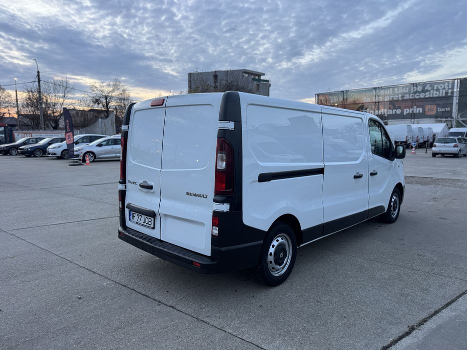Renault Trafic lung/2019/km reali!