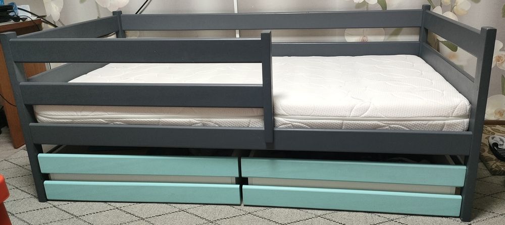 Продам кровать в хорошем состоянии