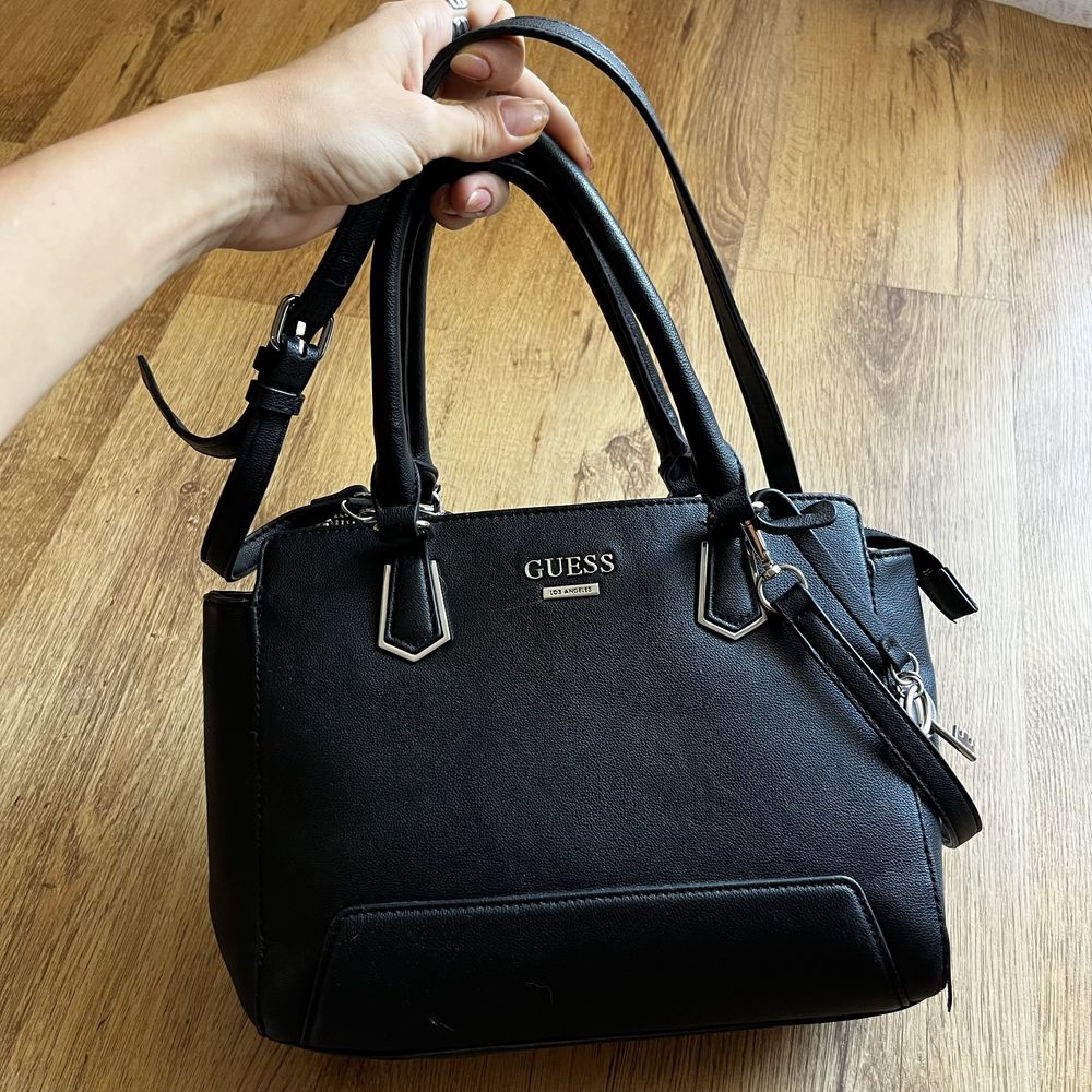 Колекция от дамски чанти Guess, Michael Kors, Calvin Klein и други