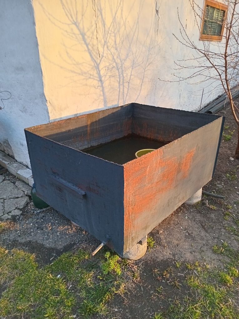 Продам бак для воды