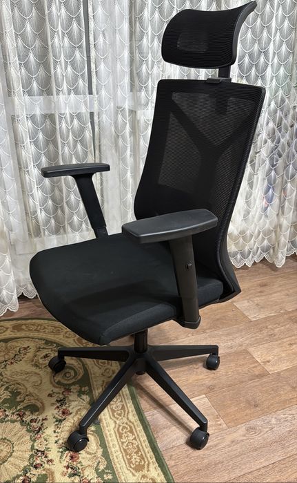 Компьютерное кресло