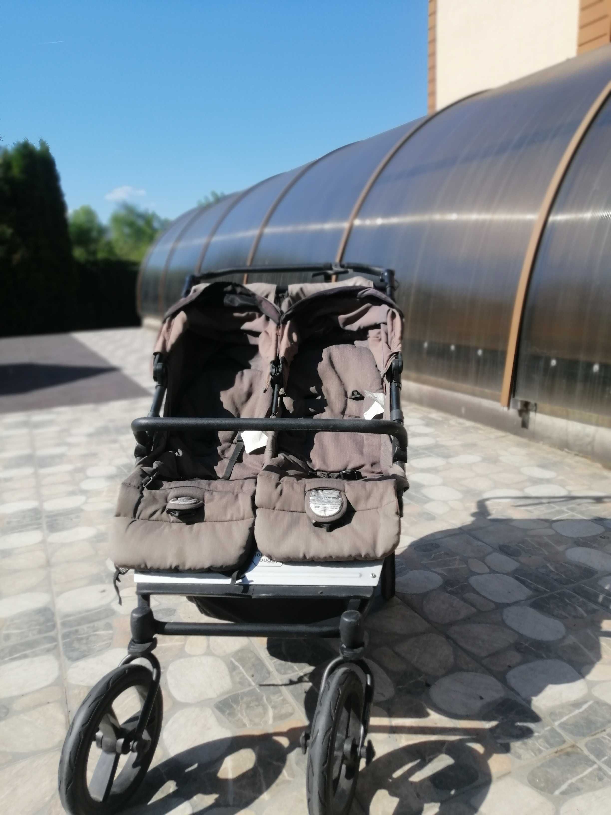 MOUNTAIN BUGGY   Комбинирана количка за близнаци DUET V3