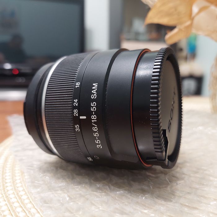 Sony Sal-1855 в отлично състояние!