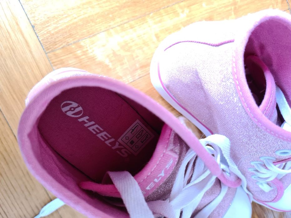 Heelys 38 pantofi roti, fete / dama