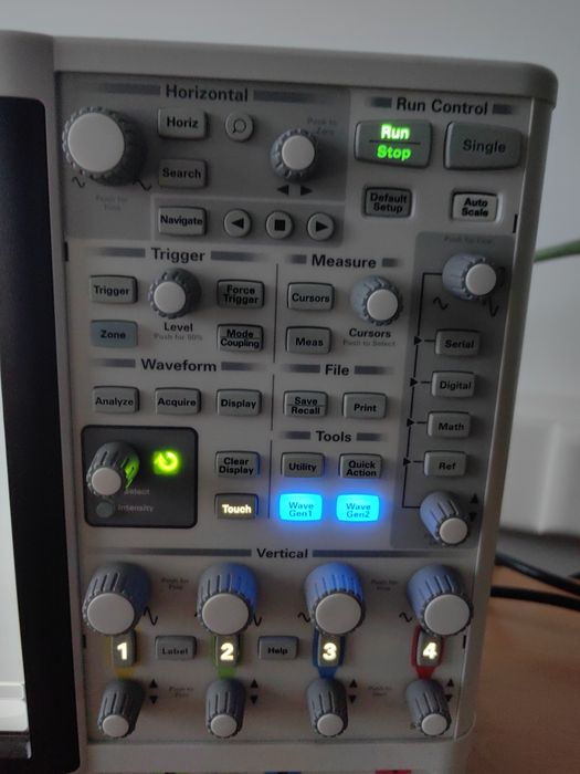 Osciloscop digital - Mixed domainl touch keysight 200Mhz