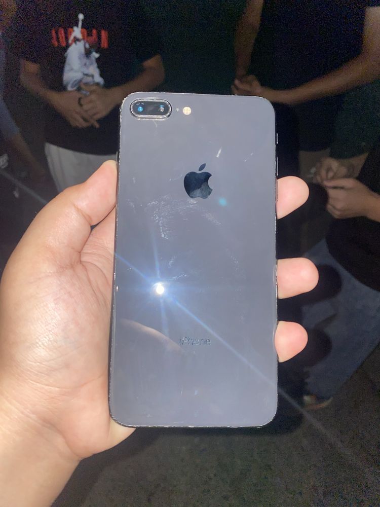 iPhone 8Plus Arzon