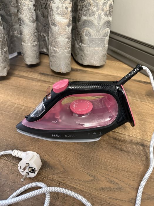 Продаю утюг, в идеальном состоянии, покупала для путешествий