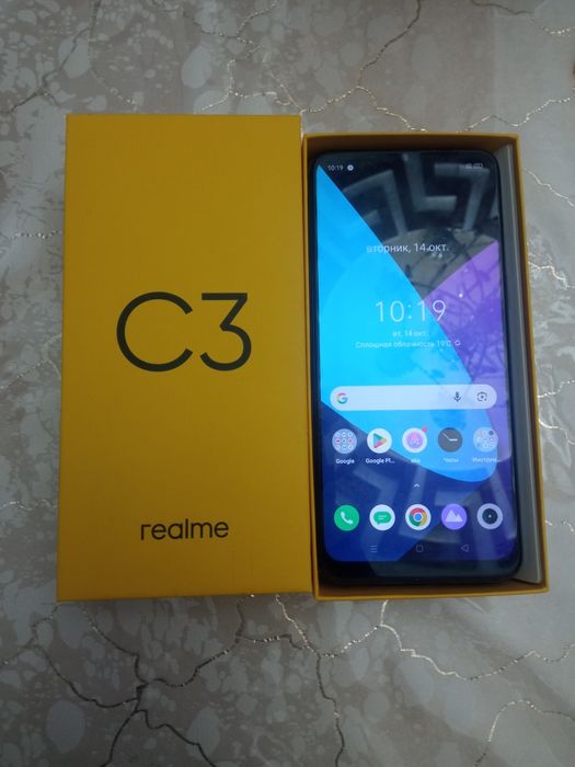 Продается телефон realme C 3