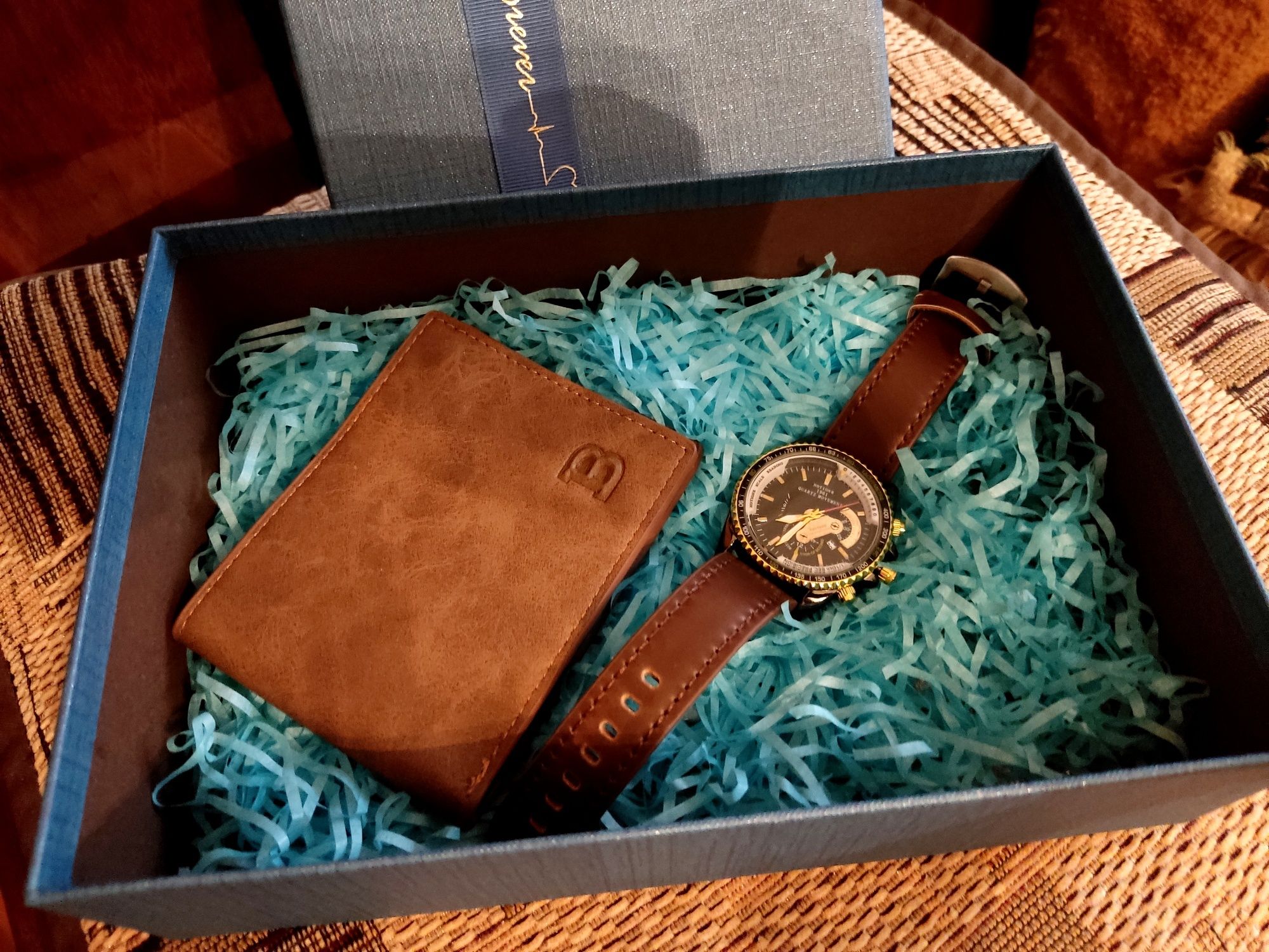Подарок для мужчины,стильные часы и портмоне
