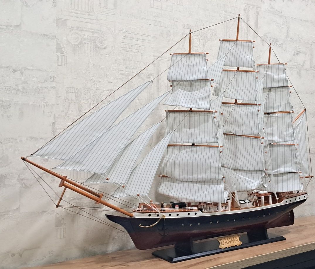 Корабль деревянный Новый Длина 1.40