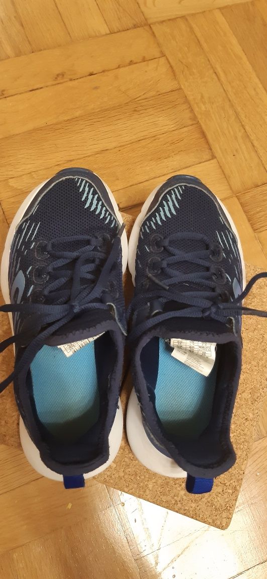 Маратонки декатлон 35 номер, decathlon