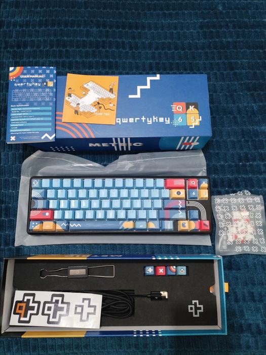Tastatura QwertyKey Metric