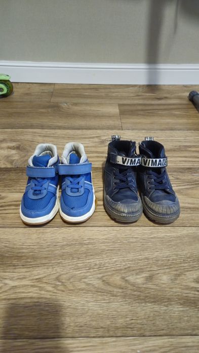 За 2 пары. Кросовки VICCO,  ботинки Капитошка. 27-28размер