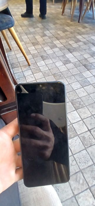 Samsung A13 holati orta