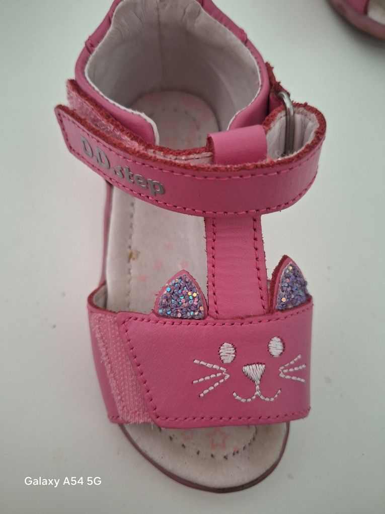Sandale DD step roz pisicuta marimea 23