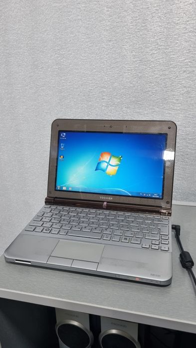 Toshiba notbuk sotiladi arzon