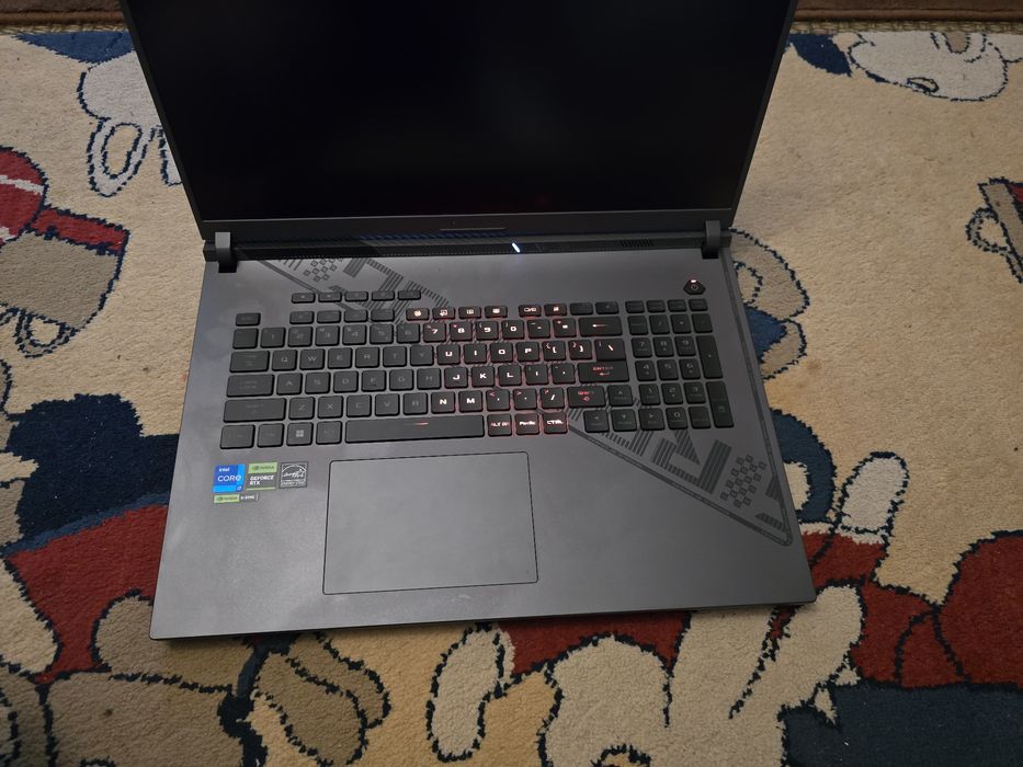 Laptop gaming Asus Rog g18/ Vând sau schimb cu pc gaming
