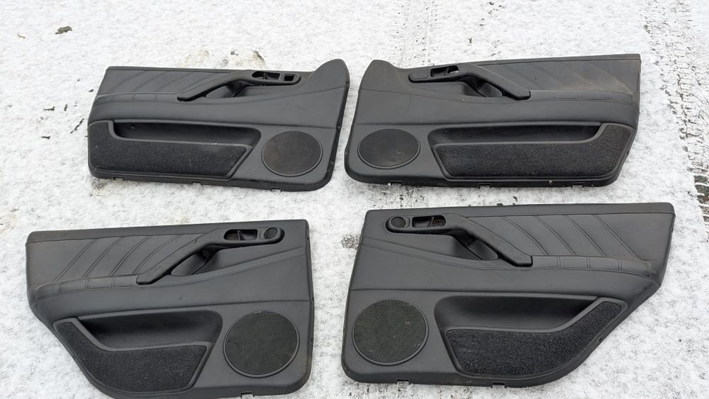 Карты дверные пассат б4