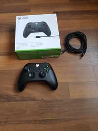 Controller Xbox one compatibil s/x/ series 
Vine insotit de cablu + cu