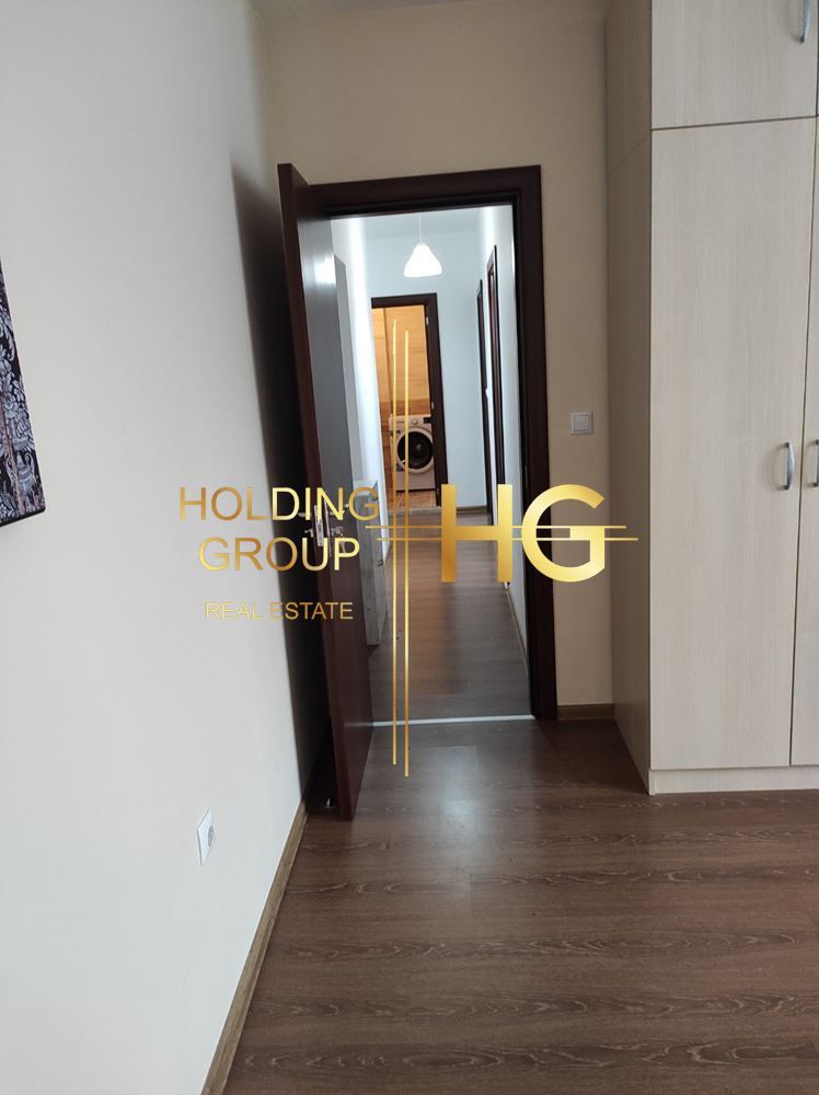 Продава се Тристаен апартамент в Варна, Чайка - 90 кв.м за 2456 €/кв.м - Снимка #9