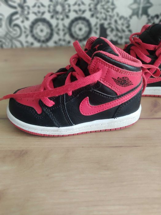 Бебешки маратонки Nike Jordan и Adidas Disney ОРИГИНАЛНИ