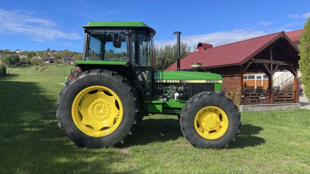 Tractor john deere 2850