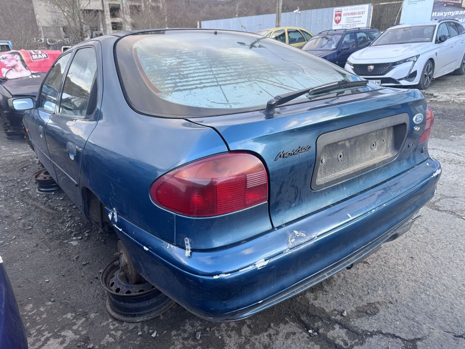 Ford Mondeo 2.0i 16v 136hp 1996г На Части