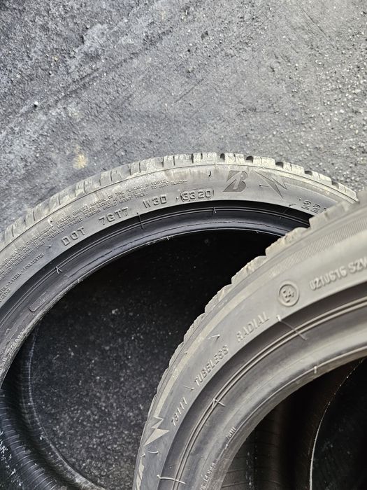 225 40 R 18 Bridgestone iarna