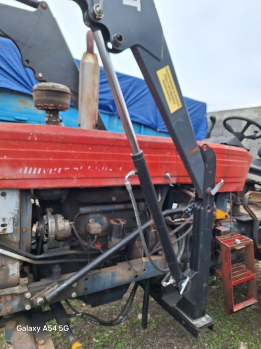 Vand încărcător frontal u650