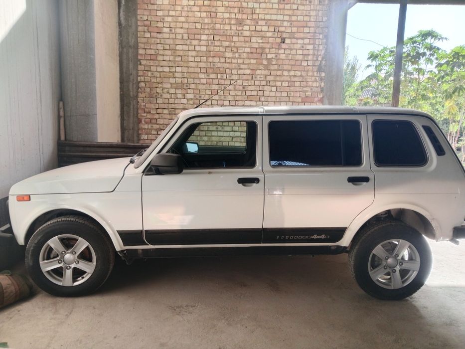 Lada legend 2021
