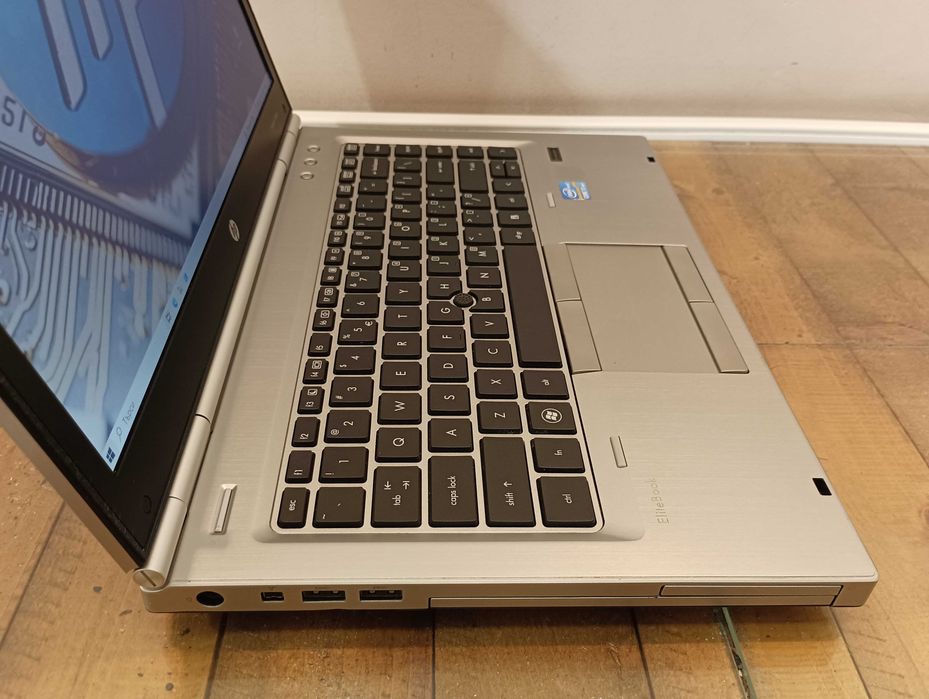 Лаптоп HP EliteBook 8460p - i7 2620M / 14"