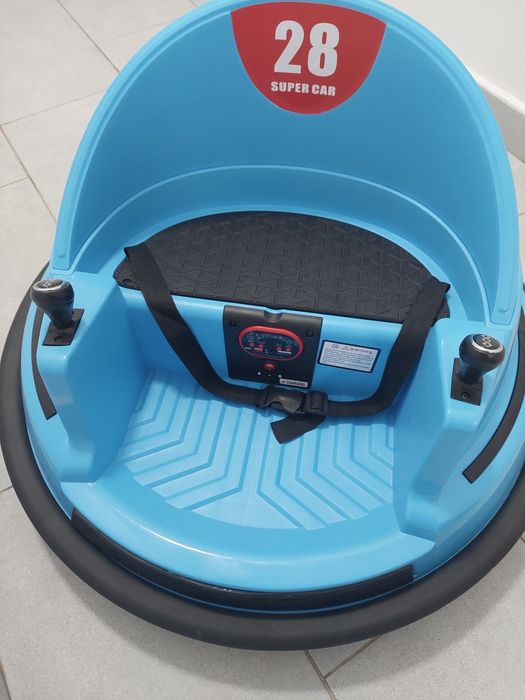 Mașinuța electrică  pentru copii