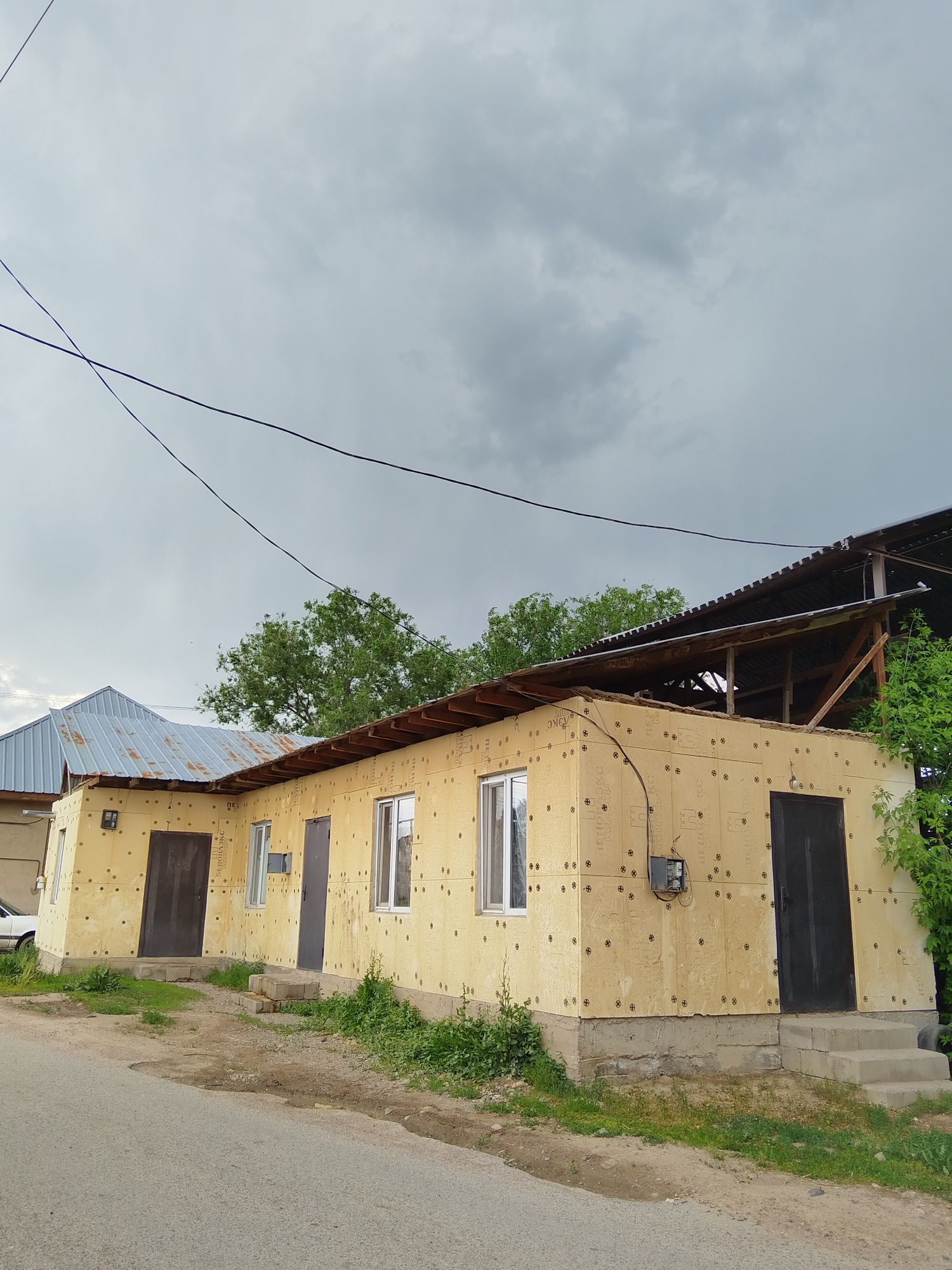 Продам Дом и времянку в селе Чемолган
