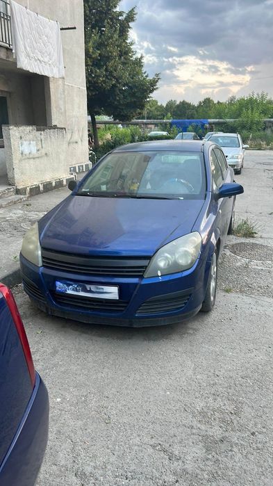 Dezmembrez opel astra H 1.6 1.4