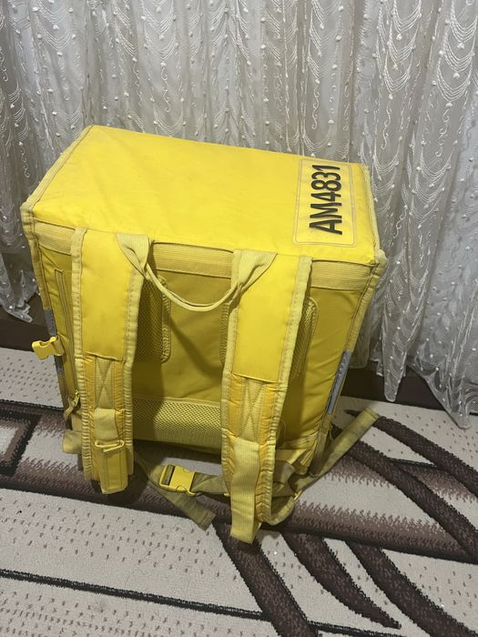 Продаю термо сумку Яндекса