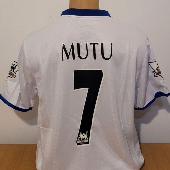 Tricou Mutu Adrian Chelsea Londra de colecție sau cadou etc