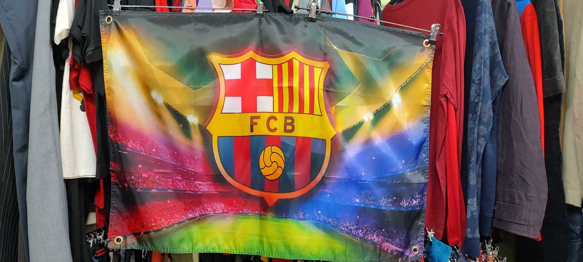 FC Barcelona , Liverpool F.C. ,Manchester United F.C. флагове-последни