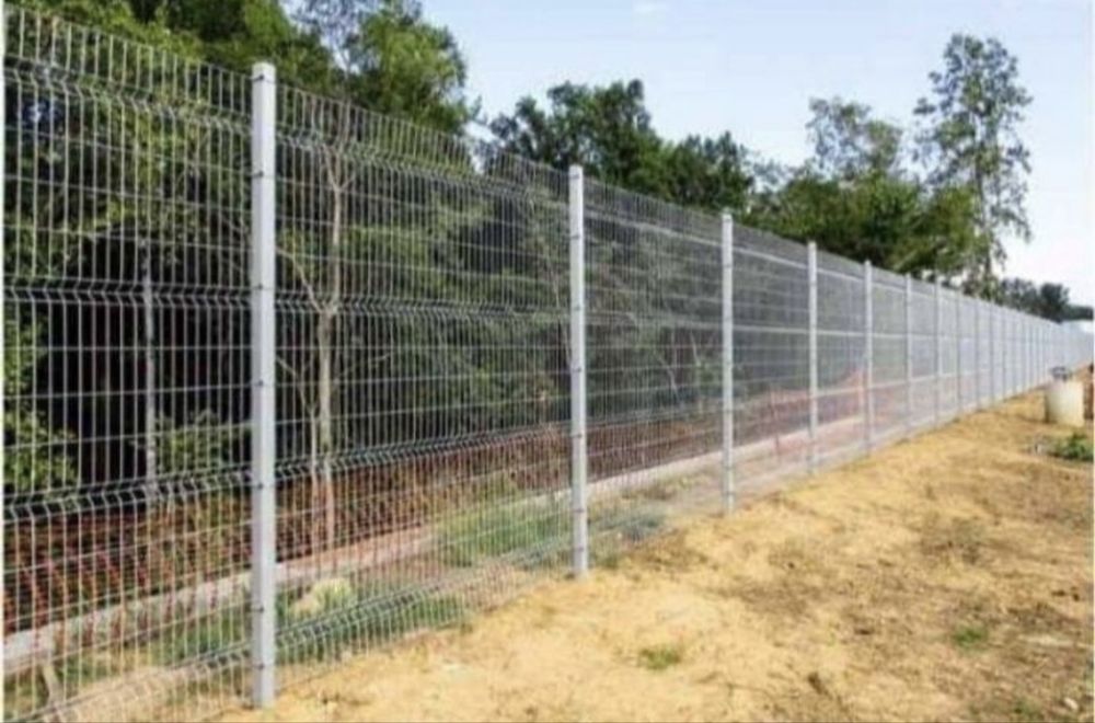 Vand si fac garduri din plasa bordurata