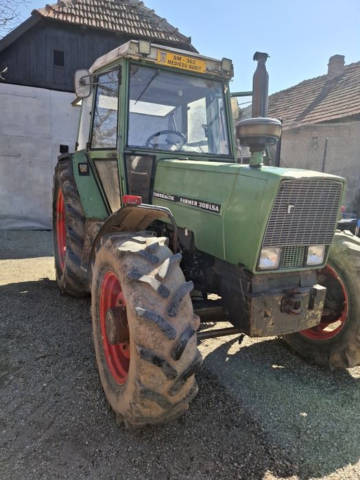 Vând tractor Fendt 308