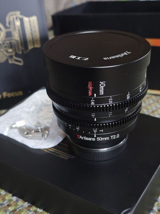 7Artisans Spectrum 50mm T2.0 и SmallRig 3010C mini