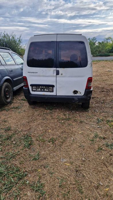 Dezmembrez Peugeot Partner 2006 1.9
